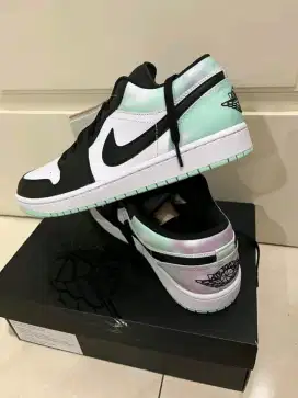 Nike Air Jordan1low SE TIE DIE