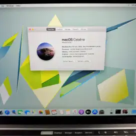 Macbook Pro 2020 Ram 8 Ssd 256 layar 13 inch lengkap full set
