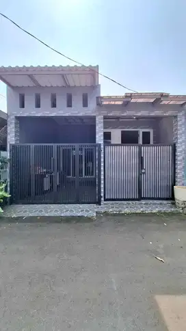 Jual CEPAT 420jt Rumah siap huni di perum Dukuh Zamrud Mustikajaya bks