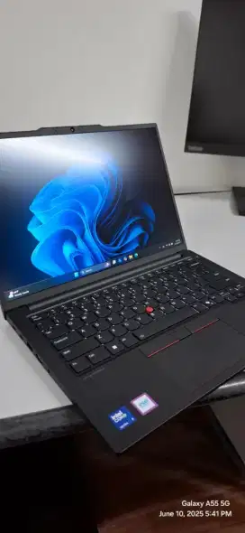 For sale cuci gudang LAPTOP LENOVO THINKPAD E14 GEN 6 ULTRA 7