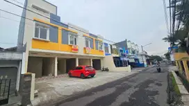Ruko Cantik Strategis di Riung Bandung