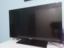 Tv led analok merk Samsung 32 inc