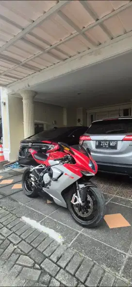MV AGUSTA F3 800 FP (TT ZX6R, Z800, Z900, R6, R1, DUCATI)