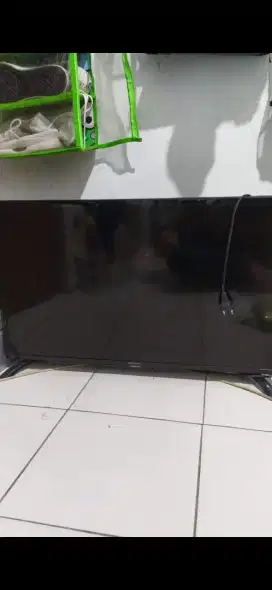 Sharp 32 inch pake stb