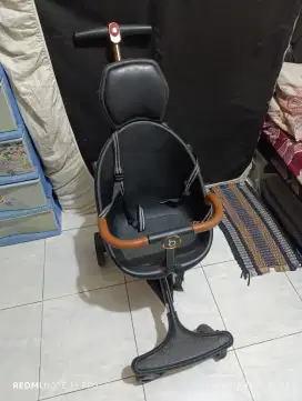 Dijual  bao bao hoo magic trike stroller 360 v18 plus