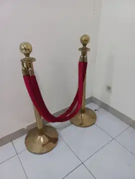 Tiang Barrier Tiang Pembatas Gold + Tali / Stand Barrier Pembatas