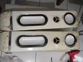 Speaker polytron putih