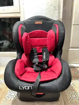 Jual preloved Pliko Lyon Carseat