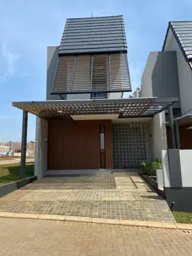 Rumah Murah 2 lantai siap huni lokasi strategis nyaman dan damai