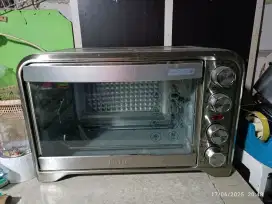 Oven mito bekas