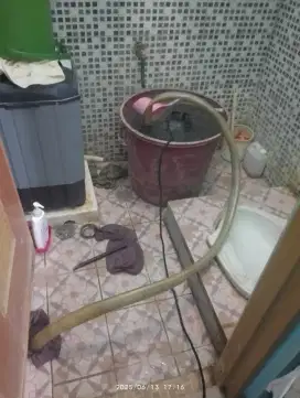Pelancaran kamar mandi mampet