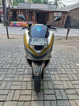 PCX CBS 2018 LOW KM ORIGINAL JUAL/BELI/TT/CASH NEGOTIPIS