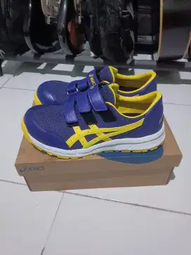 sepatu safety assic