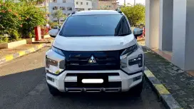 Mitsubishi xpander cross premium 2023 pakai 2024 putih