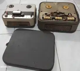 real tape SONY & PHILIPS
