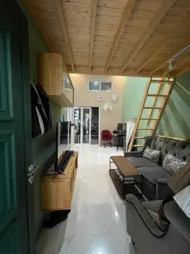 Dijual segera Rumah cantik with mezzanin