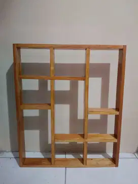 Rak Kayu untuk pajangan diecast, action figure, dekorasi rumah.