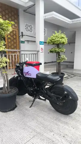 custom caferacer