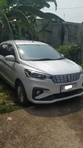 Suzuki Ertiga GX 2018 MT warna putih