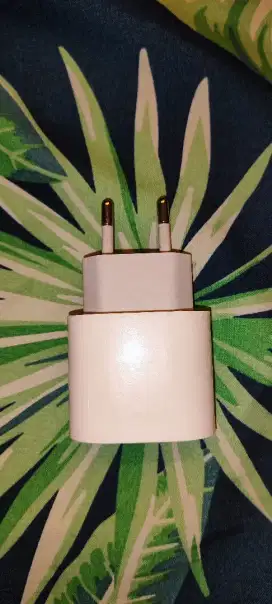 JUAL CHARGER IPHONE ORI 100%