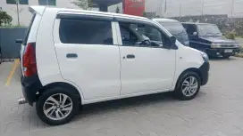 Mobil irit mobil harian
