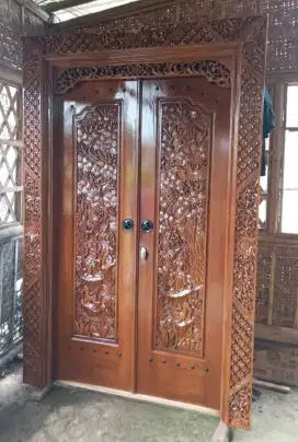 Pintu minimalis
