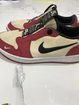 Air jordan 1 low chicago slip