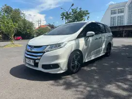 Honda Odyssey E 2.4 matic th 2014