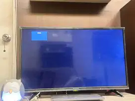 TV LED PANASONIC 32 INCH BAGUS LIKE NEW