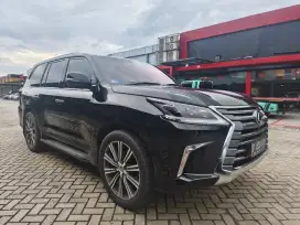 LEXUS LX570 LUXURY FACELIFT AT 2017 BLACK TOP CONDITION SUPER MULUS