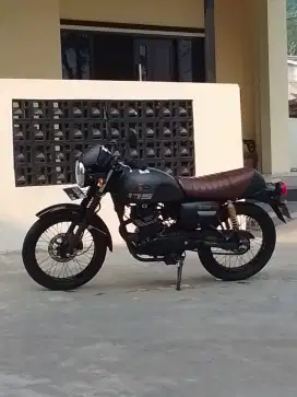 Dijual Kawasaki W 175 Cafe THN 2019 Pembelian Nov 2020