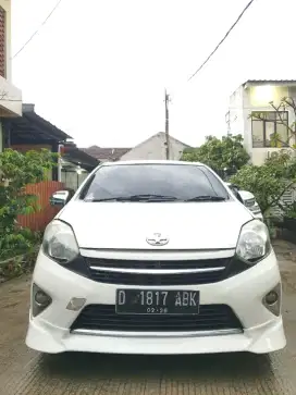 Agya TRD Sportivo Matic 2014
Varian tipe tertinggi di Agya
