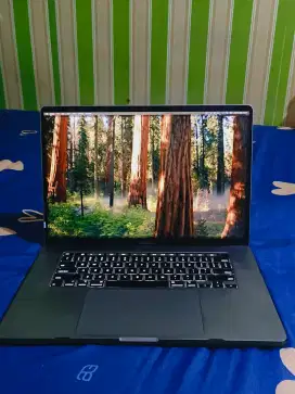DIJUAL MURAH MACBOOK PRO 16 inch 2019 i7 32Gb 512Gb Touchbar