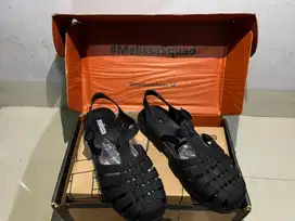 SENDAL MELISA POSSESSION HITAM