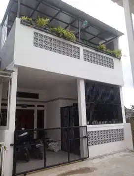 Dijual rumah murah 2 Lantai 3 kamar tidur6