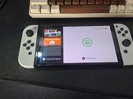 Nintendo Switch OLED Bekas CeeVwe