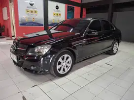 Mercedes-Benz C200 2012 Bensin