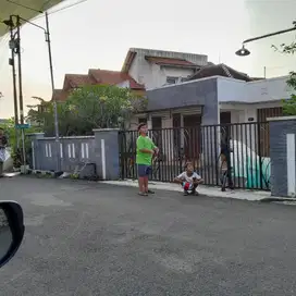 Dikontrakkan Rumah Kaliwiru Akpol Semarang Dekat Wahidin Sultan Agung