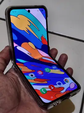 Samsung Z Flip 4 8/256Gb murah aja
