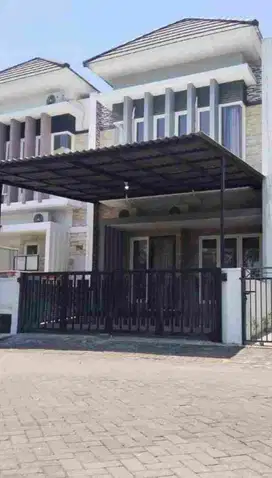 *Dijual Rumah Wisata Semanggi