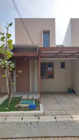 Murah nih disewakan rumah baru cakep di springhill yume lagoon
