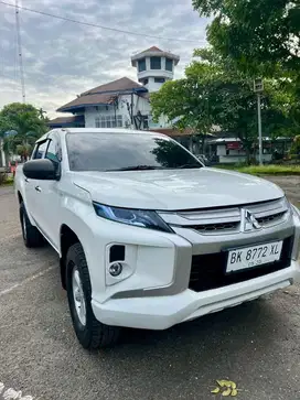 Mitsubishi Triton double cabin 4x4 2020 solar diesel
