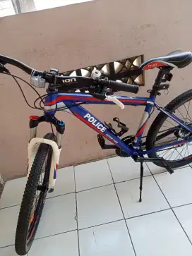 Police 911.size 26 M full Alloy