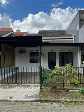 Dikontrakkan rumah BNR  disewakan Rumah Bogor Nirwana Residence