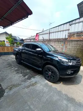 Toyota HILUX DC 2018 tipe G 4x4 good condition