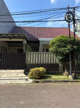 Siap Huni, Rapi , Tanah Luas, dg Lingkungan Aman dan nyaman di BSD