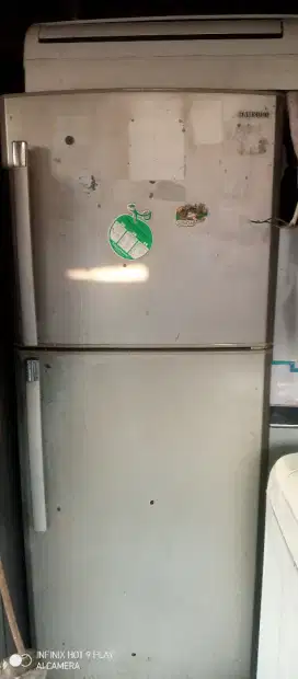 Kulkas 2 pintu jumbo