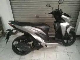 Jual vario cbs 150cc iss 2019 Surat lengkap