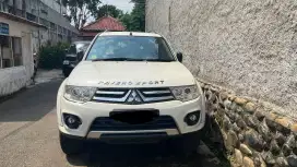 Mitsubishi Pajero sport exceed 2015 automatic diesel - mobil pribadi
