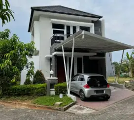 Murah jual rumah 2lantai graha estetika siaphuni tembalang banyumanik